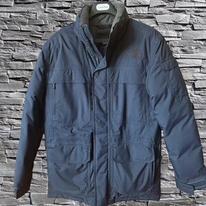 North Face Navy Blue Parka – Men’s (Size small) – Perfect Condition!